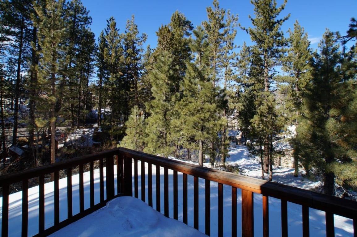 Snow Bunny Lodge - Perfect Big Bear Getaway! Deck With A New Hot Tub And Charcoal Barbecue! Big Bear Lake Eksteriør billede